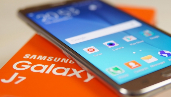 Samsung Galaxy J7 2016 Teknik Özellikleri Ve Görselleri