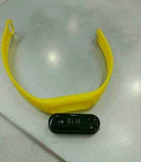 Xiaomi Mi Band 2 ve Mi Max Sızdı 2 Xiaomi Mi Band 2 ve Mi Max Sızdı